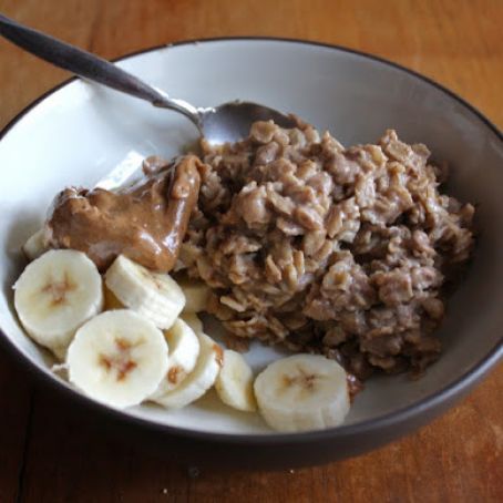 oatmeal - Almond Banana Breakfast Oats