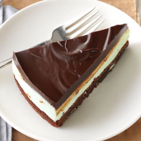 Mint brownie dessert