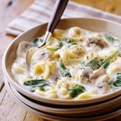 (Slow Cooker) Creamy Tortellini Soup