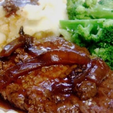 Crock Pot Melt-in-Your Mouth Cube Steak and Gravy