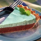 Chocolate Mint Mousse Pie