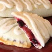 Mixed Berries and Cream Little Pie