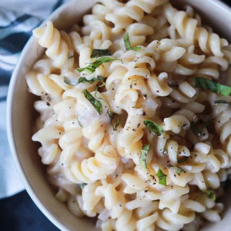 Sriracha Mac and Cheese