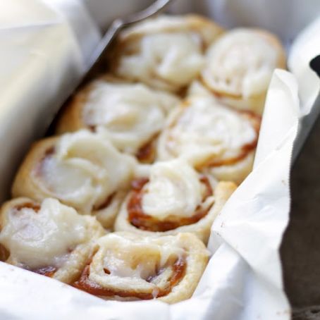Pumpkin Pie Cinnamon Rolls