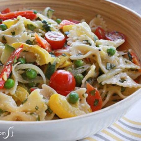 Primavera pasta salad