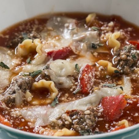 Hearty Lasagna Soup