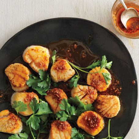 Scallops with Spice Oil