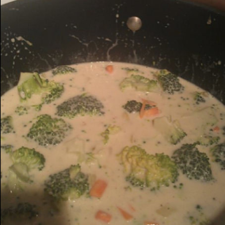 Copy Cat Panera Bread Broccoli Cheese Soup Recipe