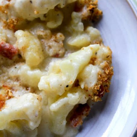 Cheesy Cauliflower Gratin with Pancetta