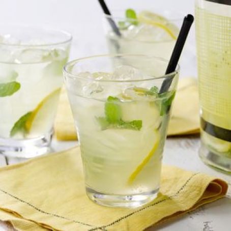 Ginger-Mint Lemonade