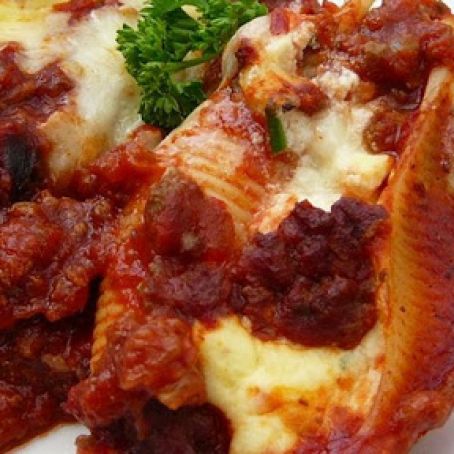 Lasagna Stuffed Shells