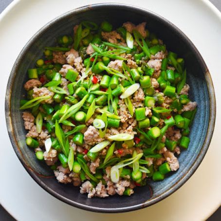 Paleo Spicy Pork and Asparagus Stir-Fry