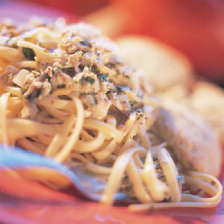 Linguine with White Clam Sauce