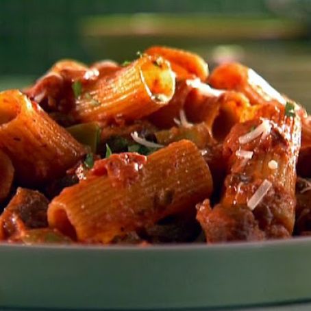 Chicken Sausage Rigatoni in a Spicy Vodka Sauce