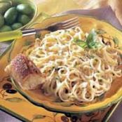 Linguine with Creamy Alfredo Sauce