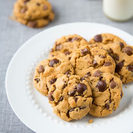Flourless Peanut Butter Chocolate Chip Cookies