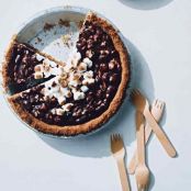 Toasted S'mores Pie