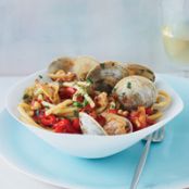 Bucatini with Clams and Red Peppers