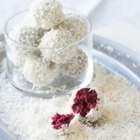 No-Bake Vegan Red Velvet Snowball Cookies