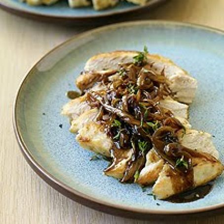 Chicken with Balsamic Vinegar, Sweet Onions, & Thyme