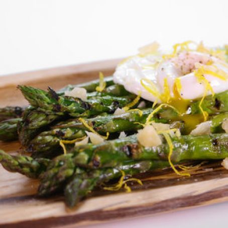 ASPARAGUS****Asparagus all Milanese