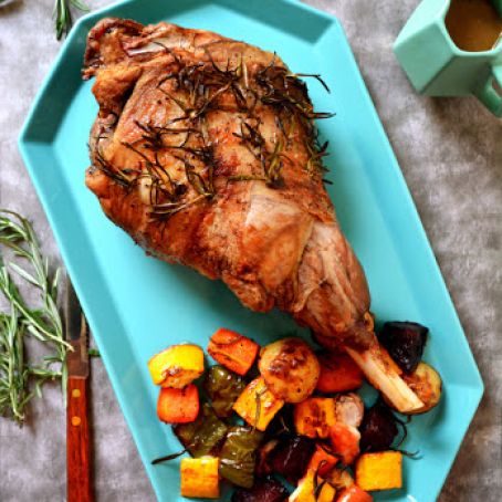 Roasted Leg of Lamb with Summer Vegetables
