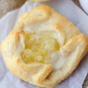 Easy Lemon Cream Danish