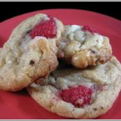 Black Raspberry Chocolate Macadamia Cookies