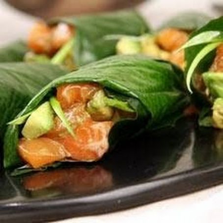 Asian avocado and wasabi salmon rolls