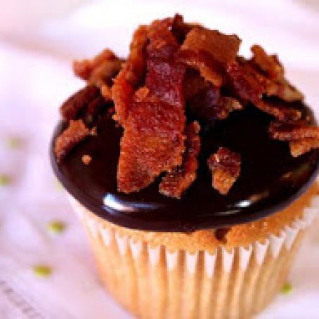Bacon & Chocolate Maple Cupcakes