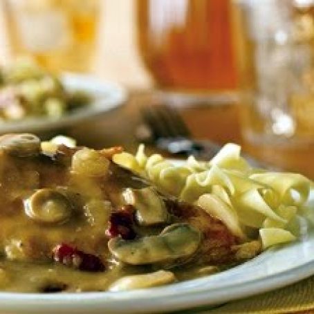 Chicken with Bacon in White Wine Sauce