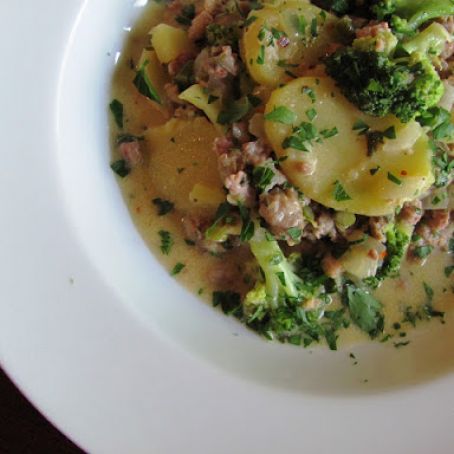 Sausage Potato & Broccoli Skillet