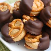 Peanut Butter Pretzel Bites