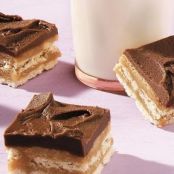 Chocolate-Caramel-Cracker Bars