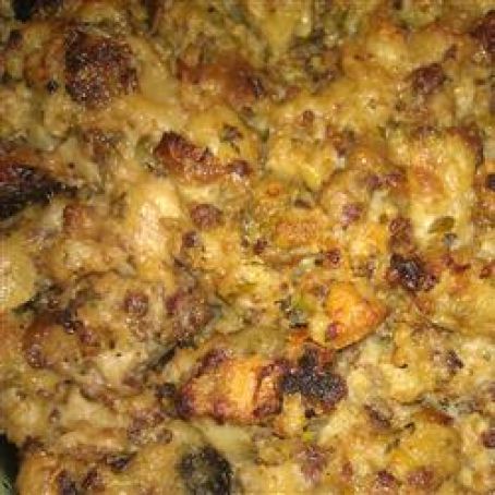 Lorna's Old Fashioned Sausage Bread Dressing