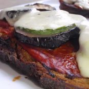 Bruschetta con Melanzane e Bresaola