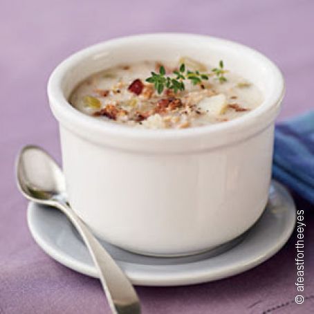 Old Fisherman's Grotto Monterey Clam Chowder