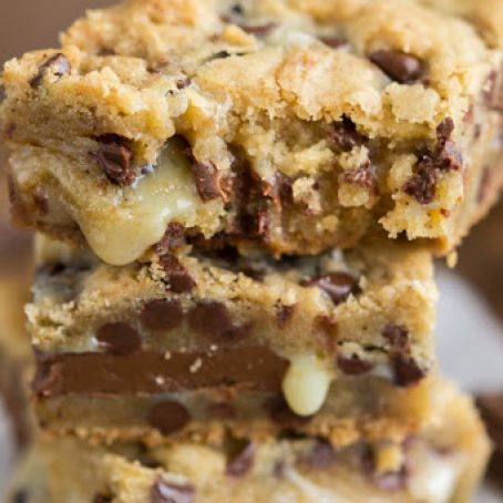 Chocolate Chip Cookie Gooey Bars