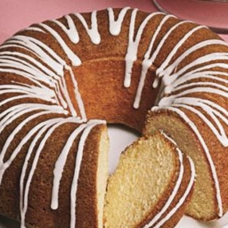 Vanilla Bean & Bourbon Bundt Cake