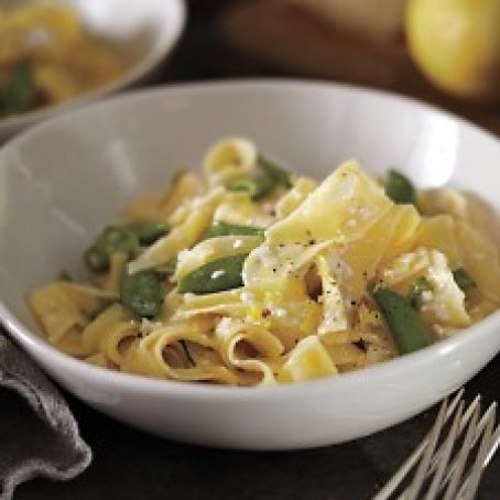 Pappardelle with Leeks, Sugar Snap Peas, and Lemon