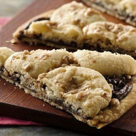 Sweet and Salty Cookie Pie