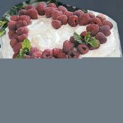 Sweetheart Fudge Cake