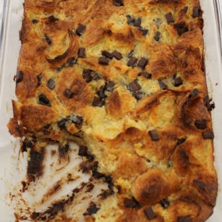 Croissant-Chocolate bread pudding