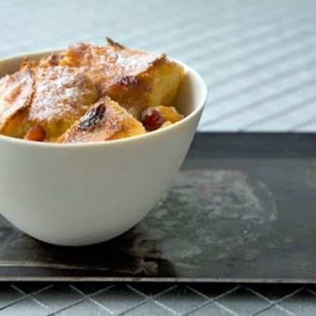 BRANDIED DRIED FRUIT BREAD PUDDING