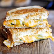 Jalapeno Popper Grilled Cheese