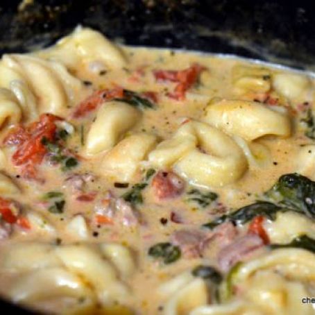 Crockpot Cheese Tortellini and Sausage