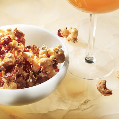 Bacon and Cashew Caramel Corn
