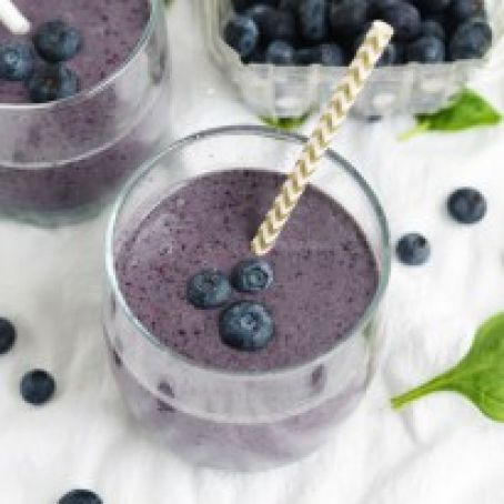 A powerhouse superfood smoothie made with blueberries, flax seed, spinach, and coconut milk.