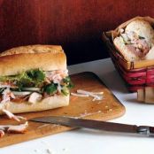 VIETNAMESE CHICKEN SANDWICH