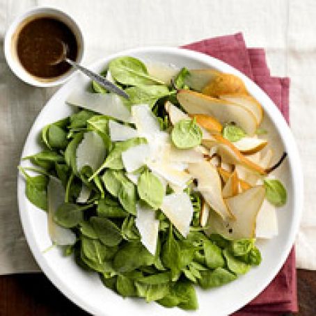 Spinach, Pear and Parmesan Salad